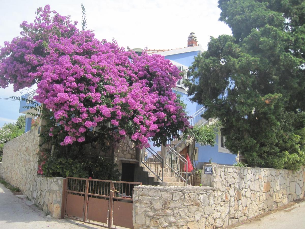 Apartments By The Sea Maslinica, Solta - 14748 מראה חיצוני תמונה